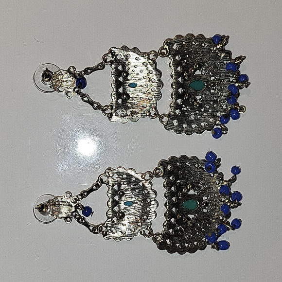 Beautiful Indian Earrings - Picture 4 of 5